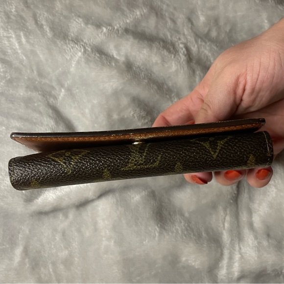 Louis Vuitton Monogram Tresor Wallet - Picture 11 of 14